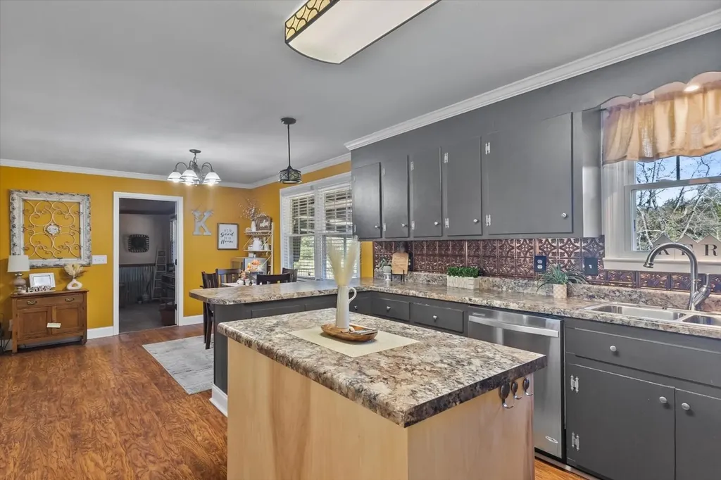 1540 S Berlin Road Lewisburg TN 37091