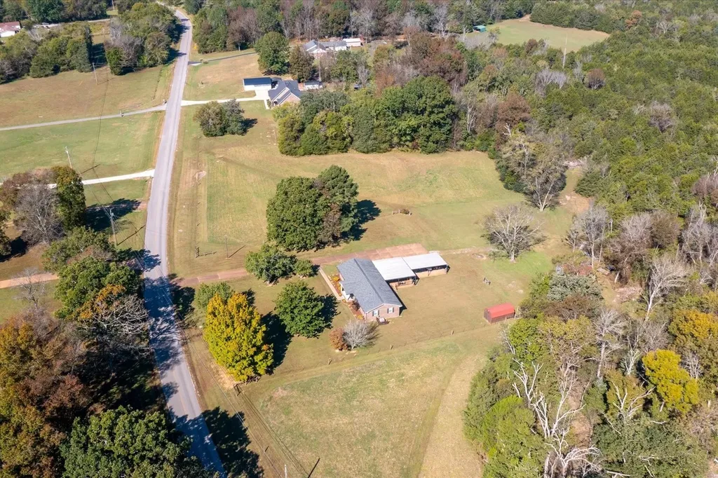 1540 S Berlin Road Lewisburg TN 37091