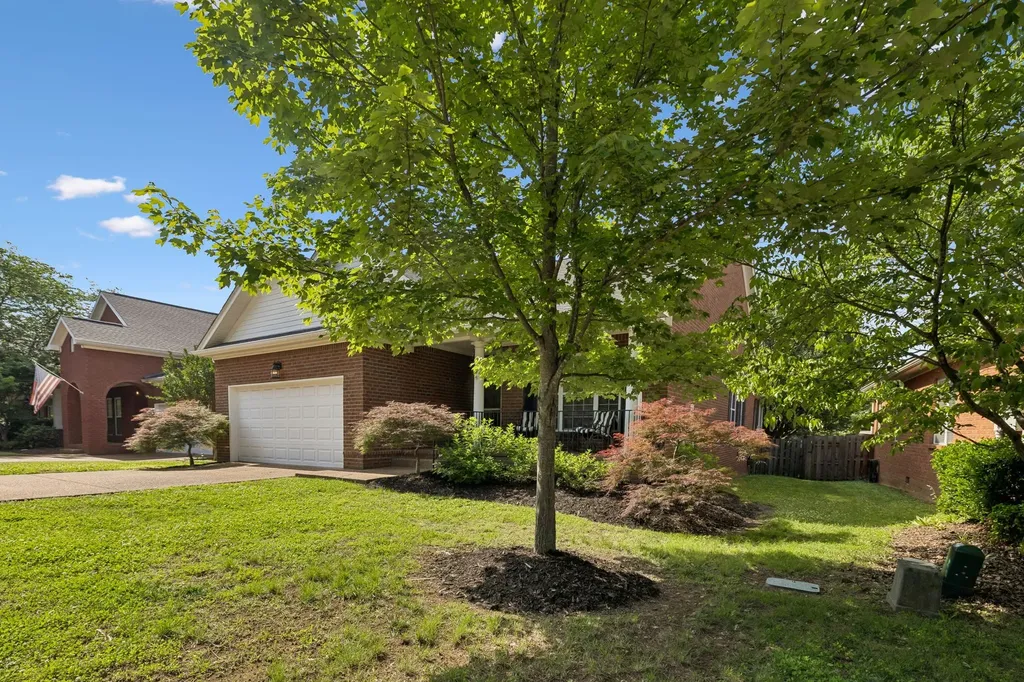 6127 Brentwood Chase Drive Brentwood TN 37027