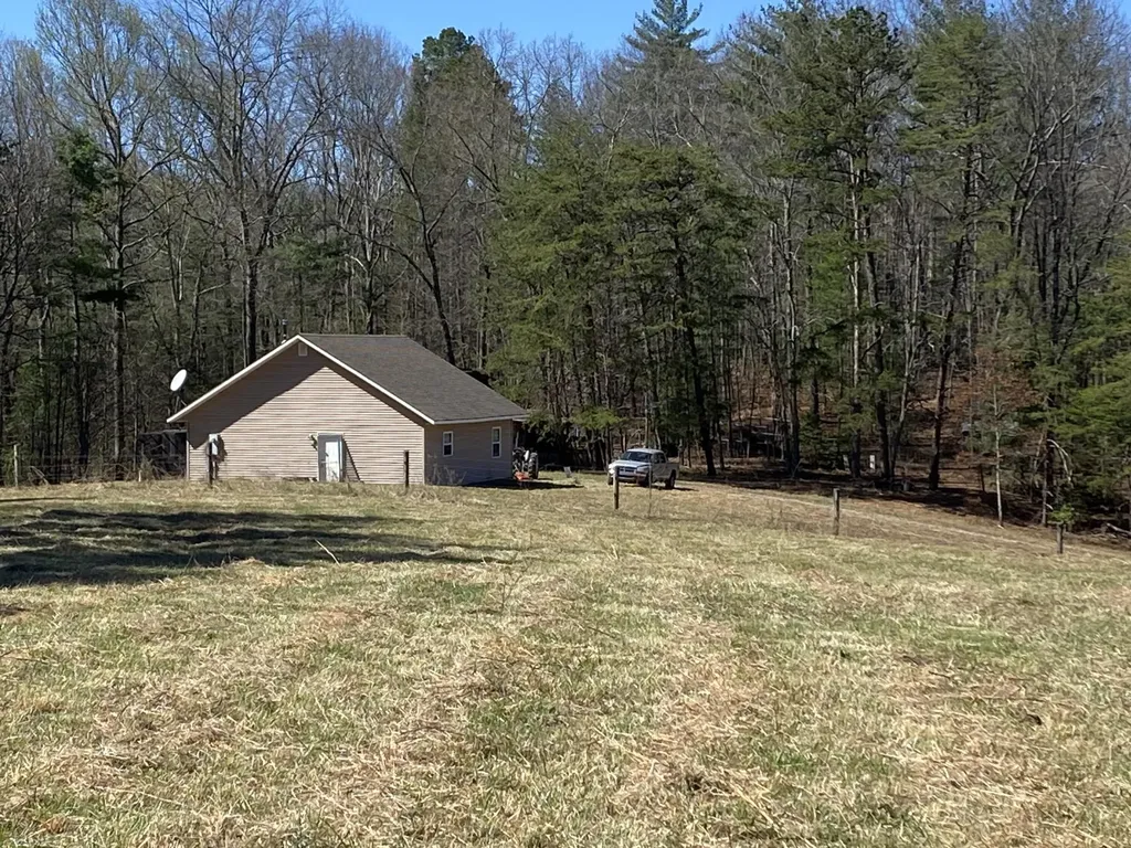 188 Dalton Tellico Plains TN 37385