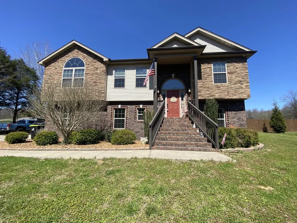 2638 Seven Mile Ferry Road Clarksville TN 37040