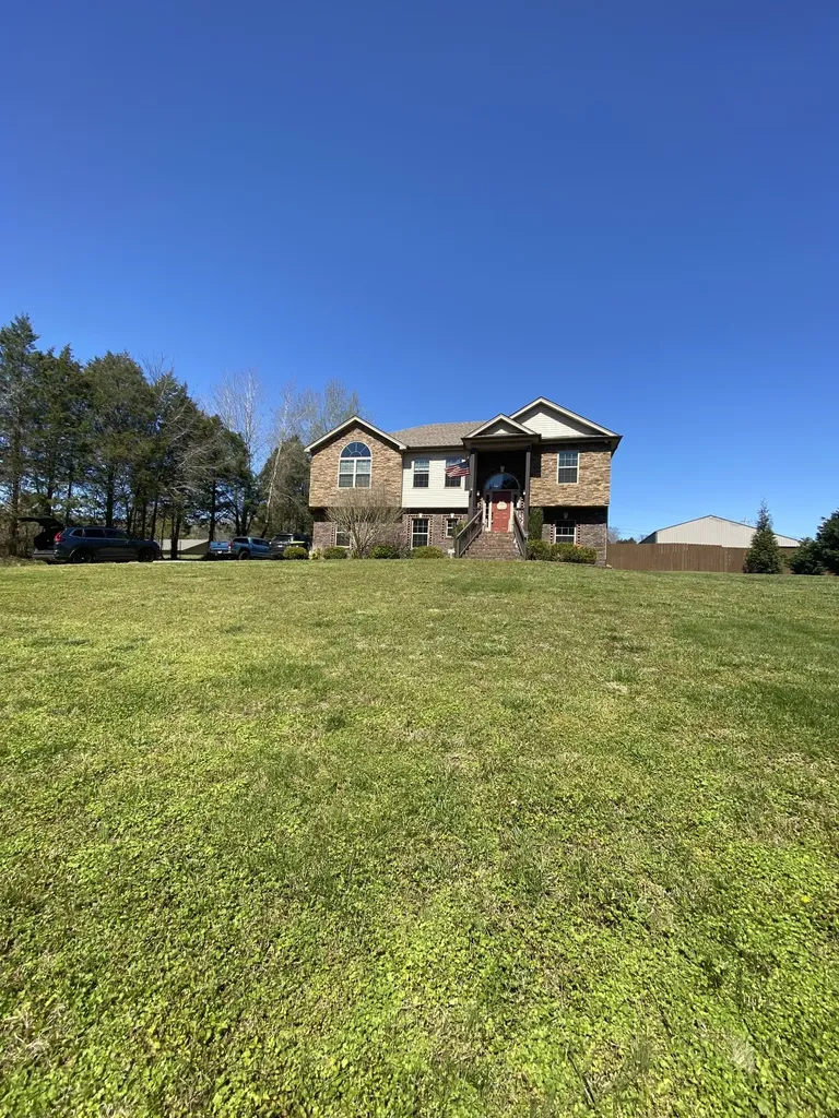 2638 Seven Mile Ferry Road Clarksville TN 37040