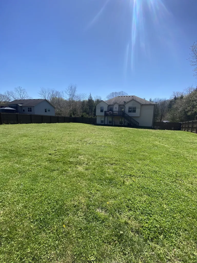 2638 Seven Mile Ferry Road Clarksville TN 37040