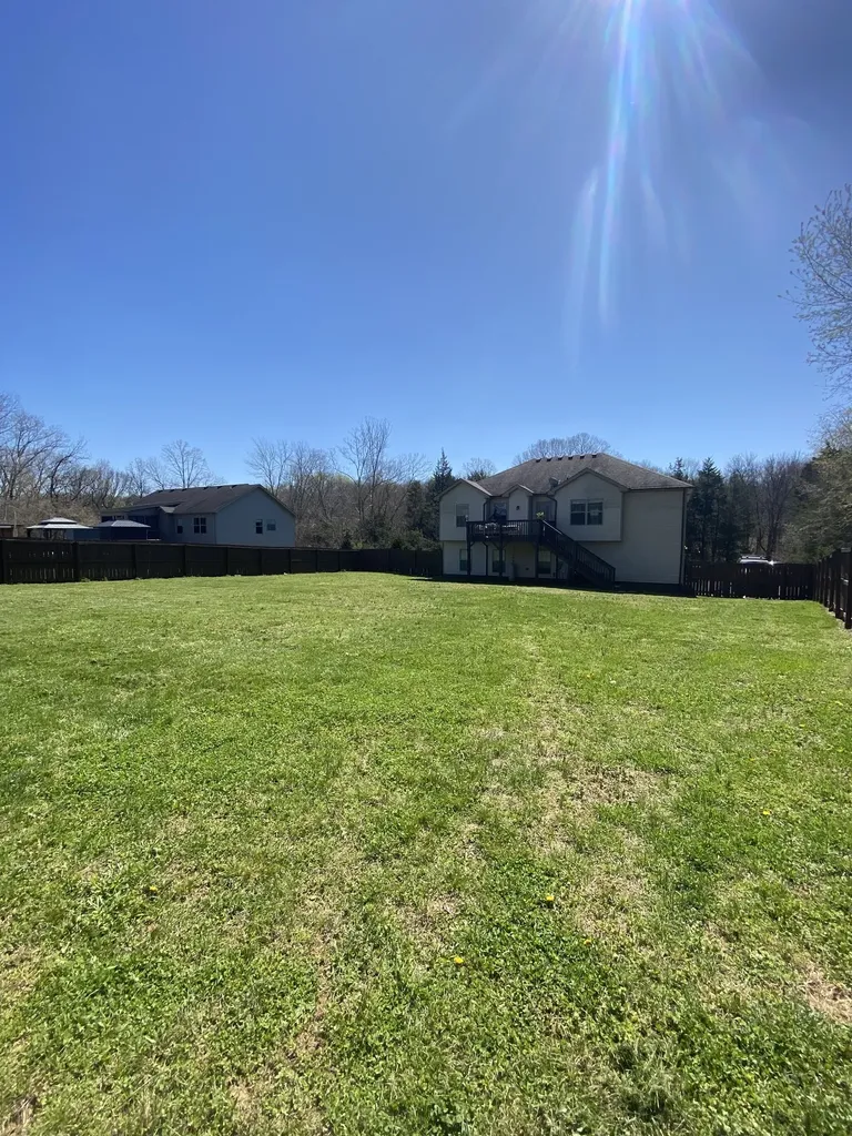 2638 Seven Mile Ferry Road Clarksville TN 37040