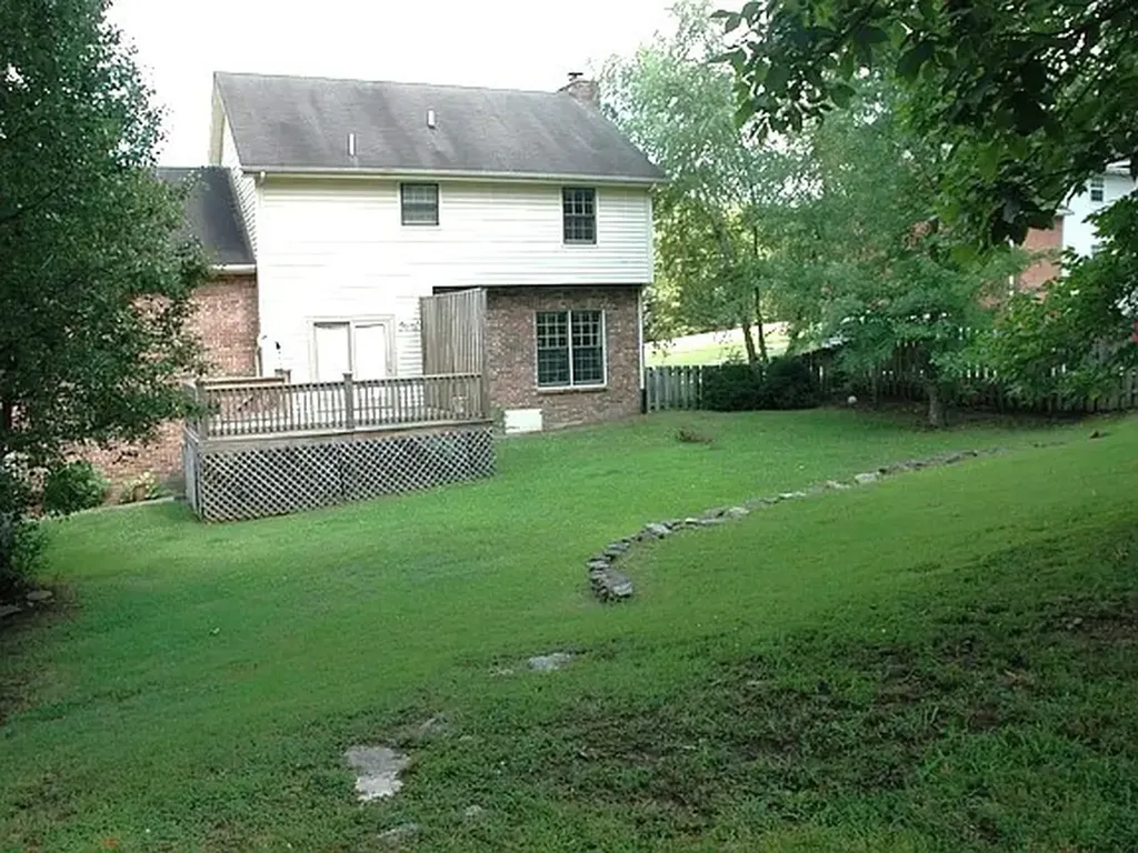 1011 Singing Springs Road Mount Juliet TN 37122