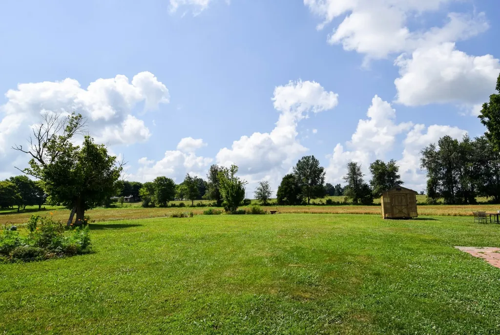 135 Old Hwy 52w Portland TN 37148