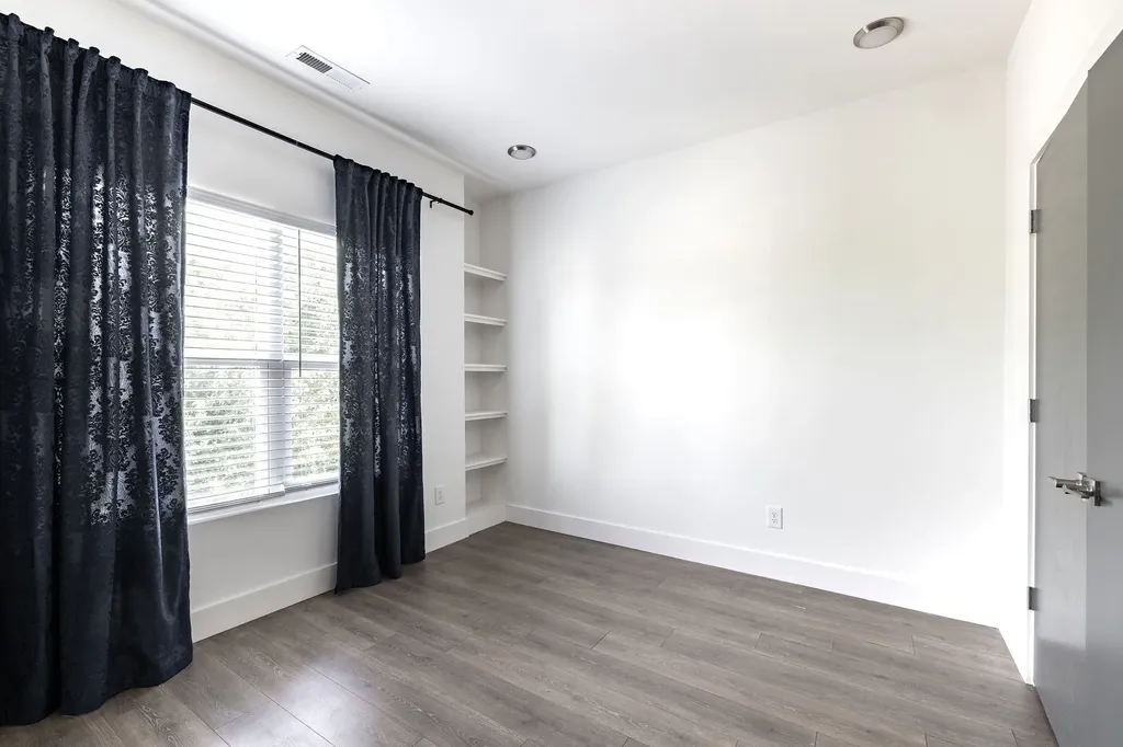 112 Claiborne Street Nashville TN 37210