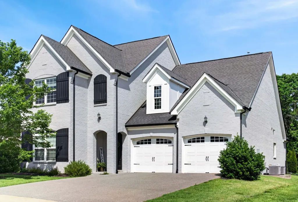 166 Monarchos Drive Gallatin TN 37066