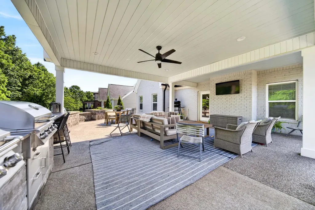 166 Monarchos Drive Gallatin TN 37066
