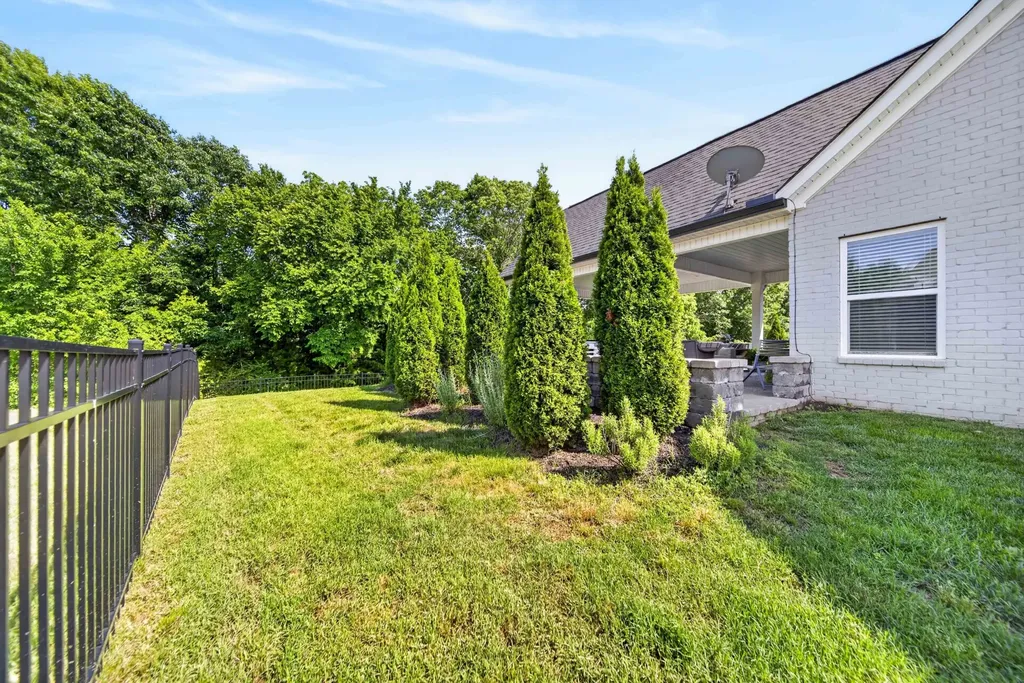166 Monarchos Drive Gallatin TN 37066