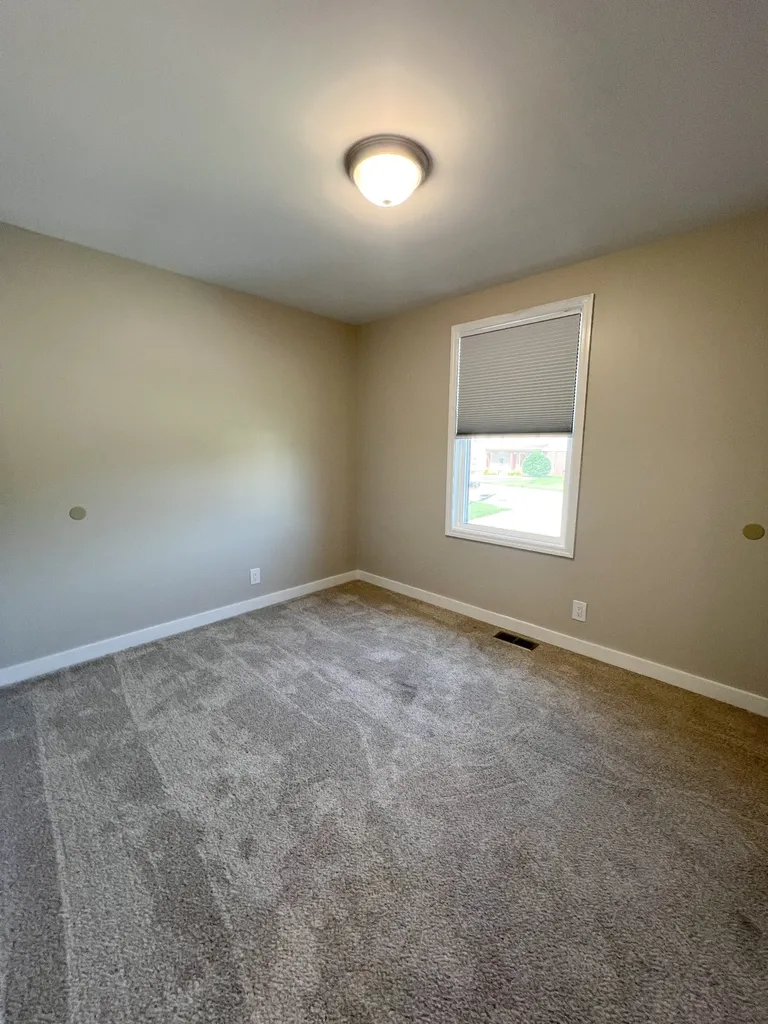 1521 W Knollwood Circle Clarksville TN 37043