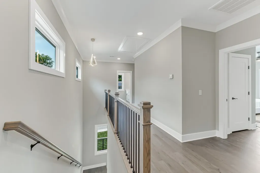 6037 Sterling Street Nashville TN 37209