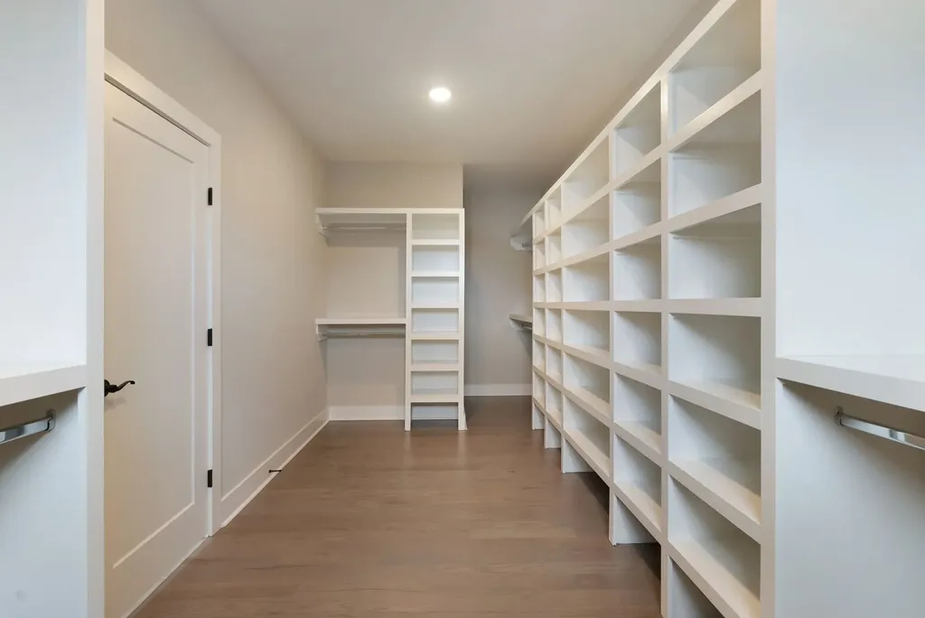 6037 Sterling Street Nashville TN 37209