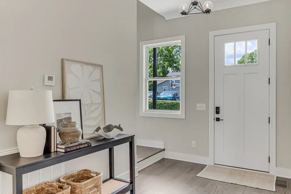 6037 Sterling Street Nashville TN 37209