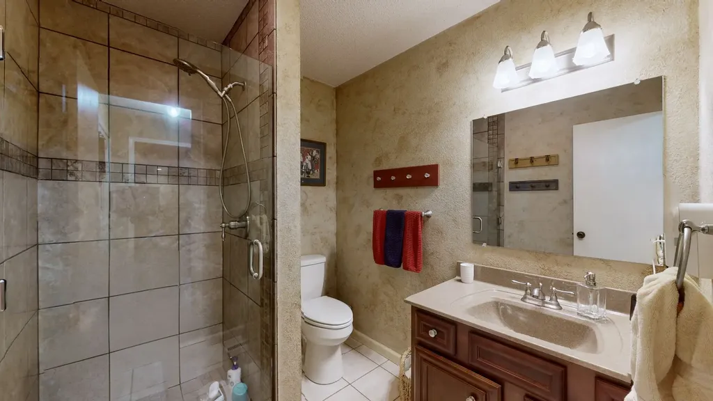 14220 Highway 69, N Cottage Grove TN 38224