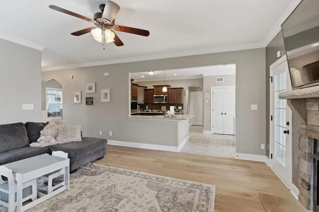 567 Larkspur Drive Clarksville TN 37043
