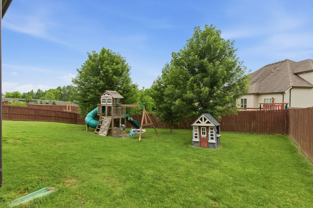 567 Larkspur Drive Clarksville TN 37043