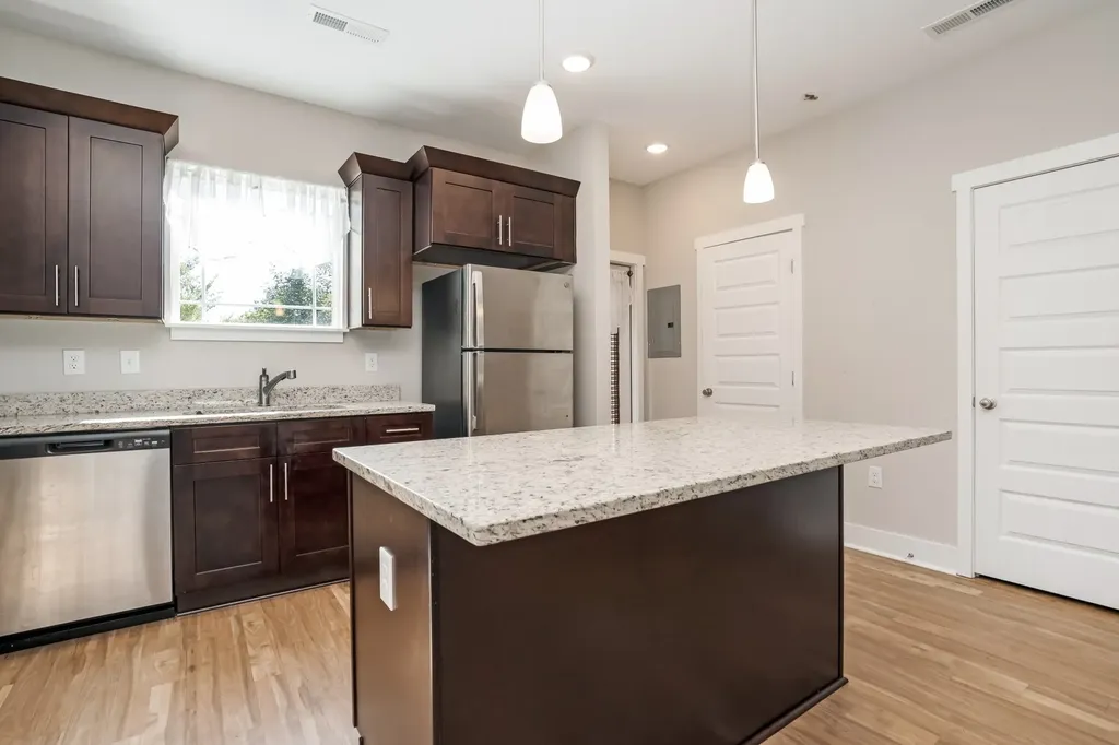 1043 Wells Way Spring Hill TN 37174