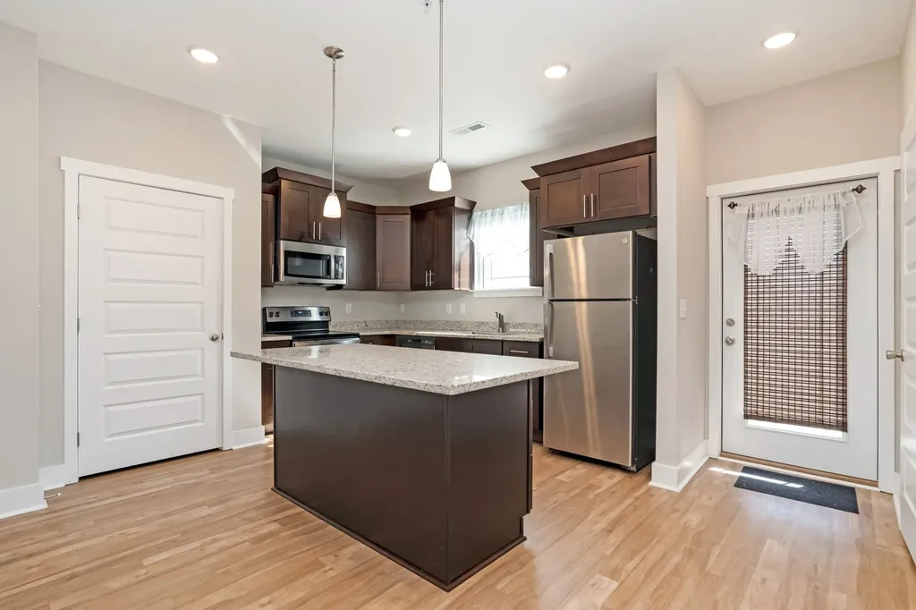 1043 Wells Way Spring Hill TN 37174