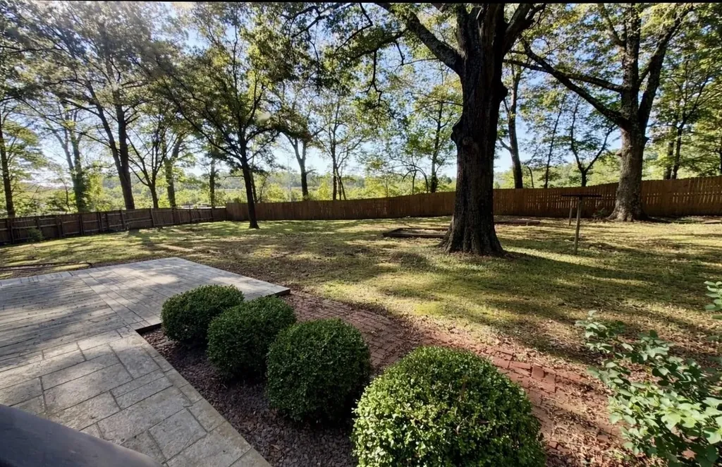 429 Whitehall Circle Paris TN 38242