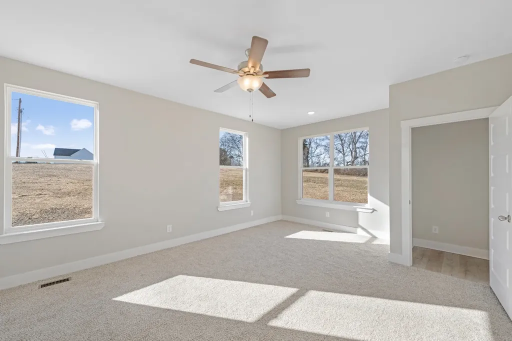 105 Esteph Court White House TN 37188