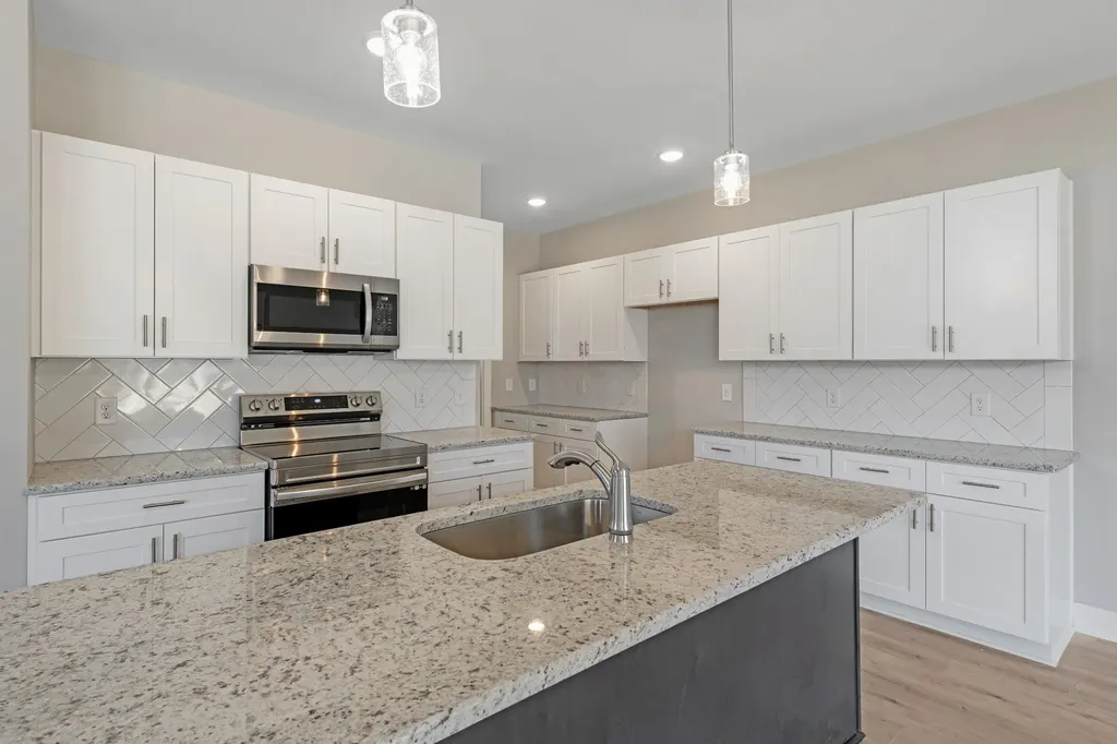 105 Esteph Court White House TN 37188
