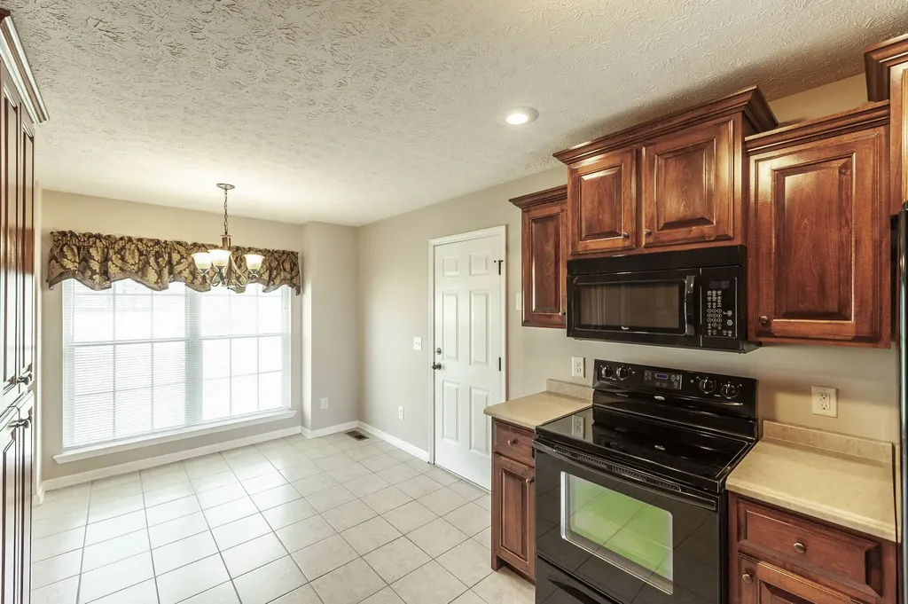 7535 Swift Road Greenbrier TN 37073