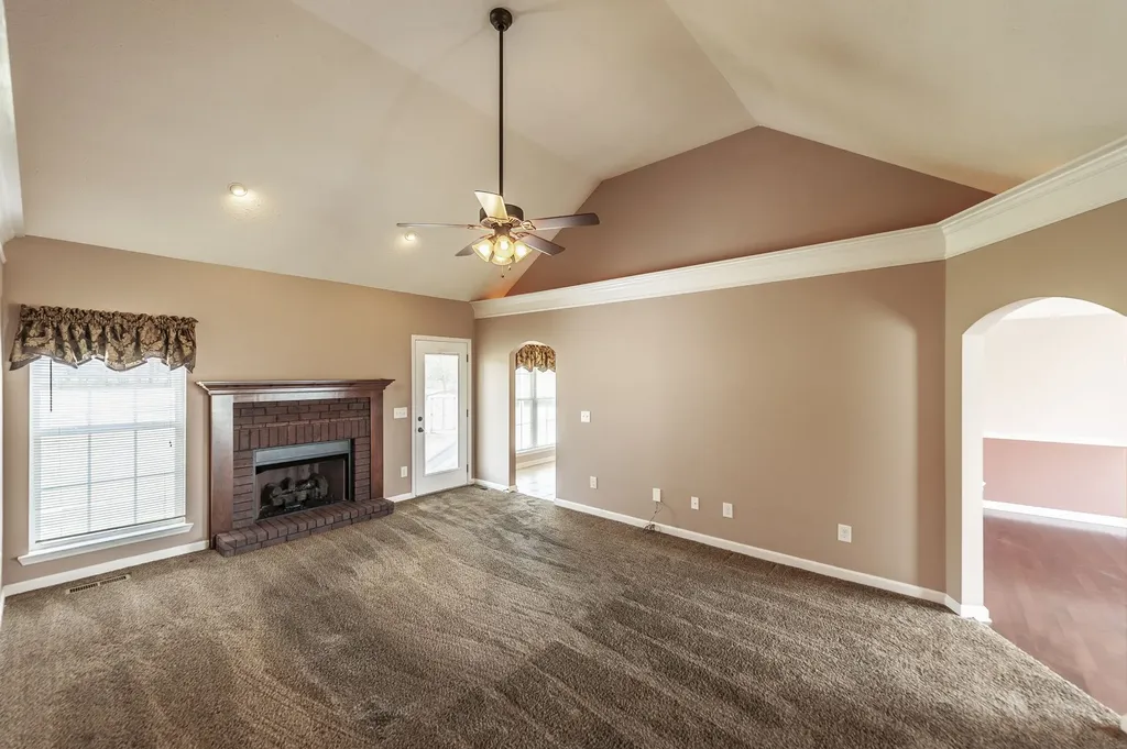 7535 Swift Road Greenbrier TN 37073