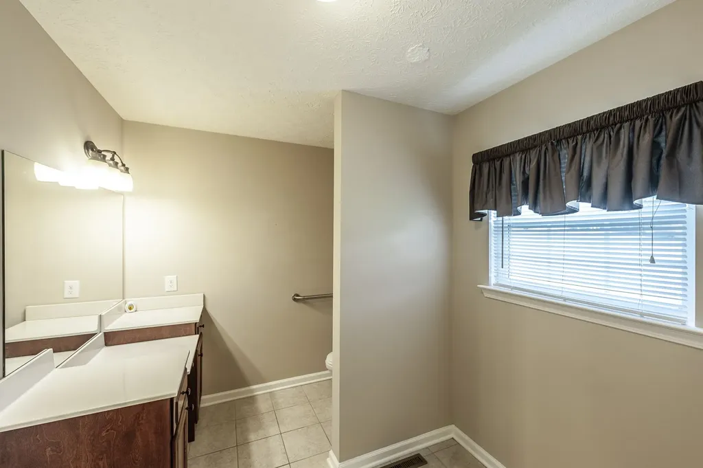 7535 Swift Road Greenbrier TN 37073