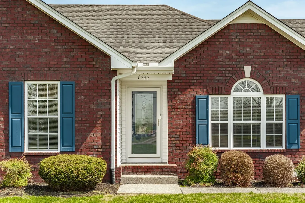 7535 Swift Road Greenbrier TN 37073