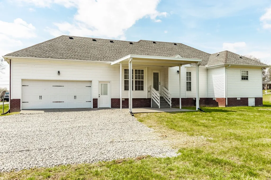 7535 Swift Road Greenbrier TN 37073