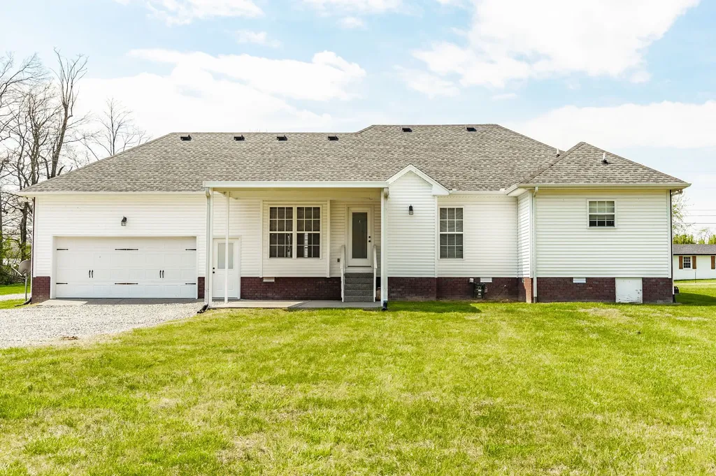 7535 Swift Road Greenbrier TN 37073