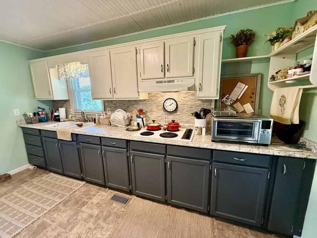 219 Big Springs Road Bell Buckle TN 37020