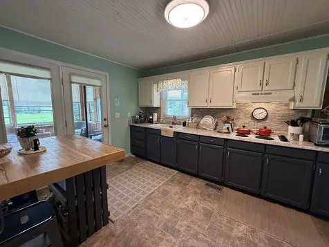 219 Big Springs Road Bell Buckle TN 37020