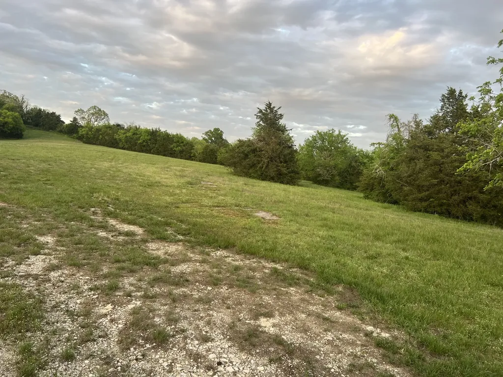 2315 Holloway Road Lebanon TN 37090