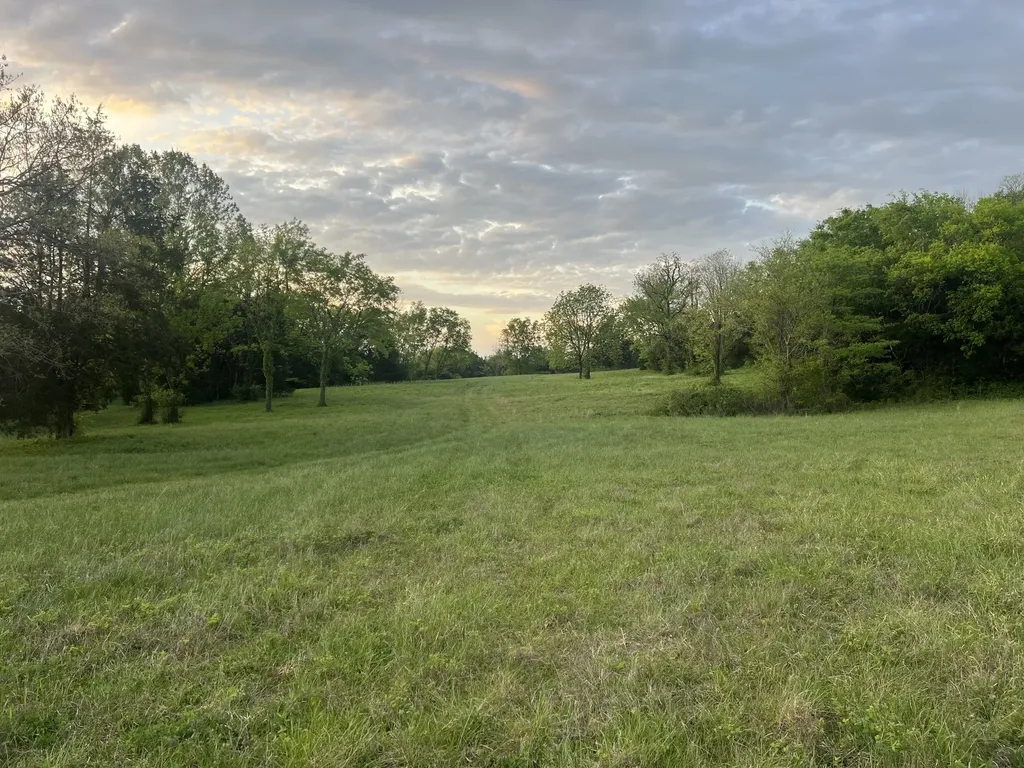 2315 Holloway Road Lebanon TN 37090