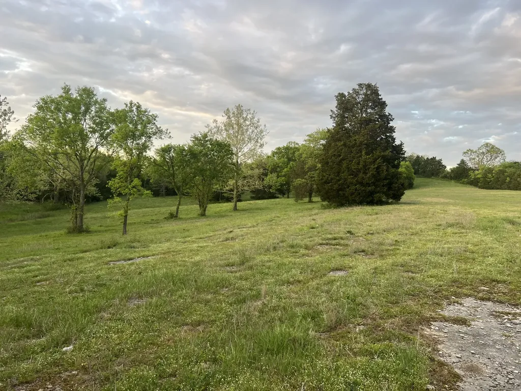 2315 Holloway Road Lebanon TN 37090