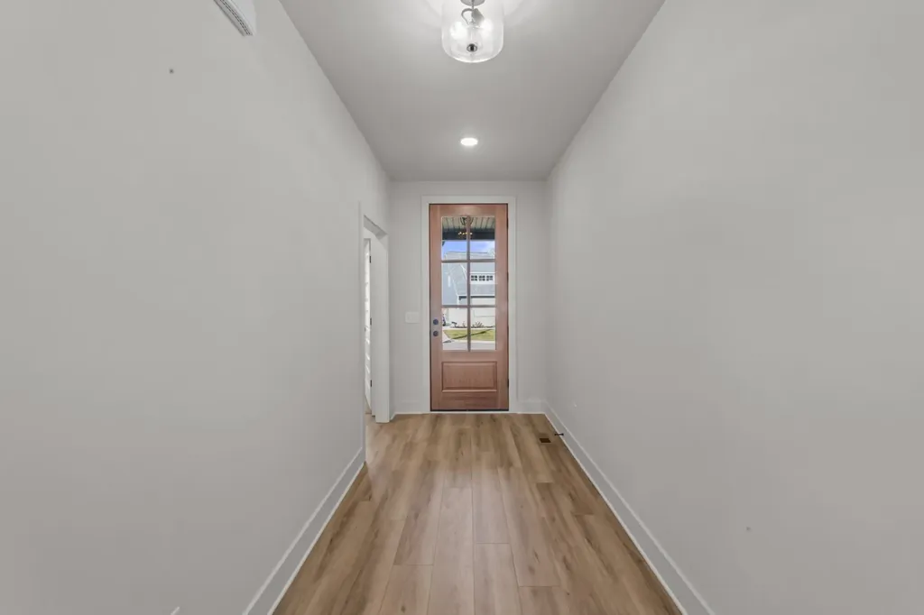 305 Trefethen Drive White House TN 37188