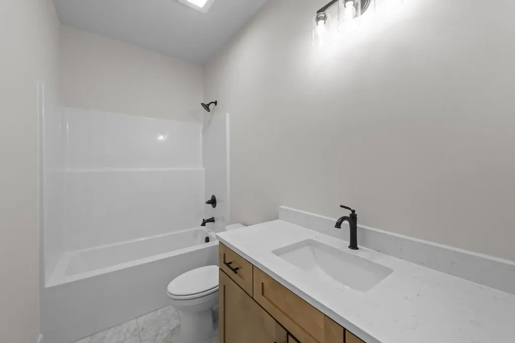 305 Trefethen Drive White House TN 37188