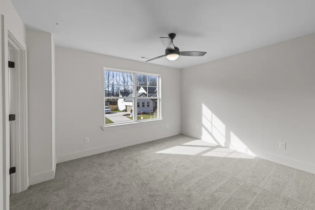 305 Trefethen Drive White House TN 37188