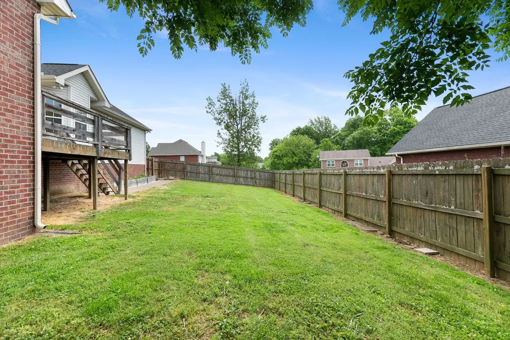 8001 Anna Court Greenbrier TN 37073
