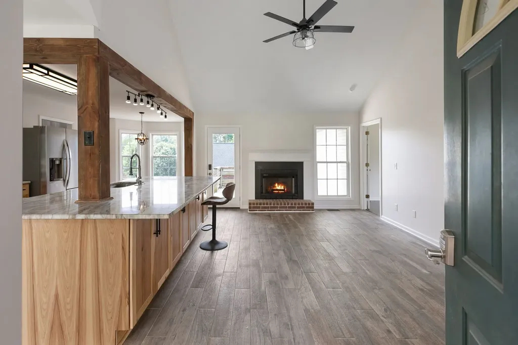 8001 Anna Court Greenbrier TN 37073