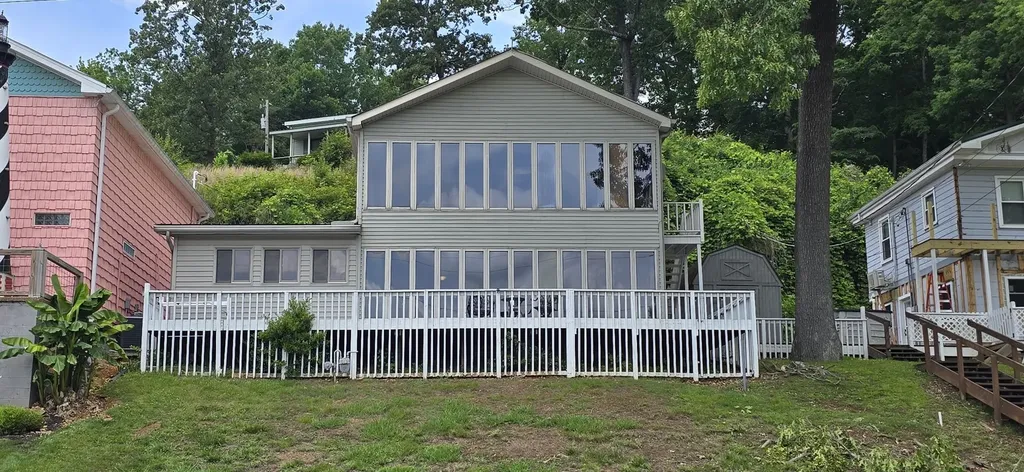 33 Creek View Lane Waverly TN 37185