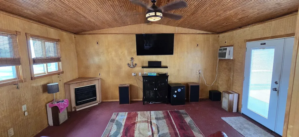 33 Creek View Lane Waverly TN 37185