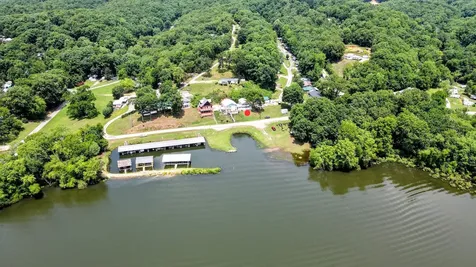 33 Creek View Lane Waverly TN 37185