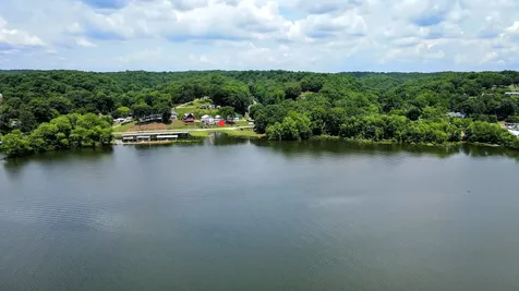 33 Creek View Lane Waverly TN 37185