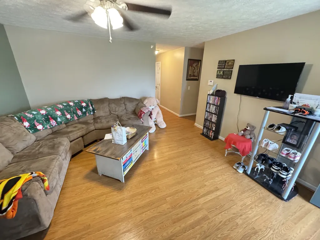 1012 Heydel Circle Lebanon TN 37087