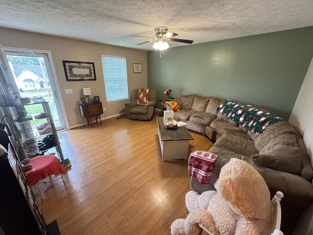 1012 Heydel Circle Lebanon TN 37087