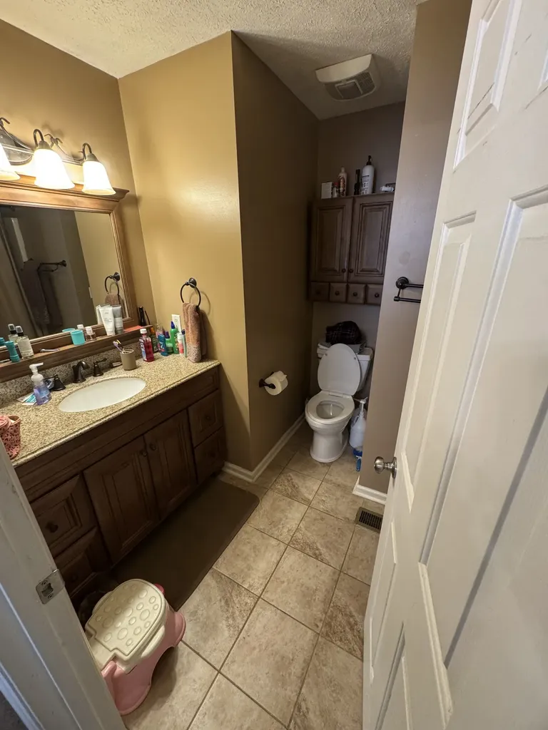 1012 Heydel Circle Lebanon TN 37087