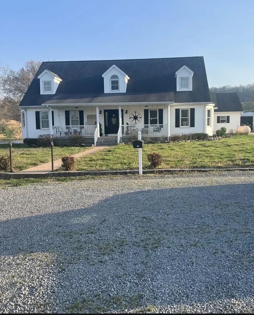 36 Parker Valley Lane Frankewing TN 38459